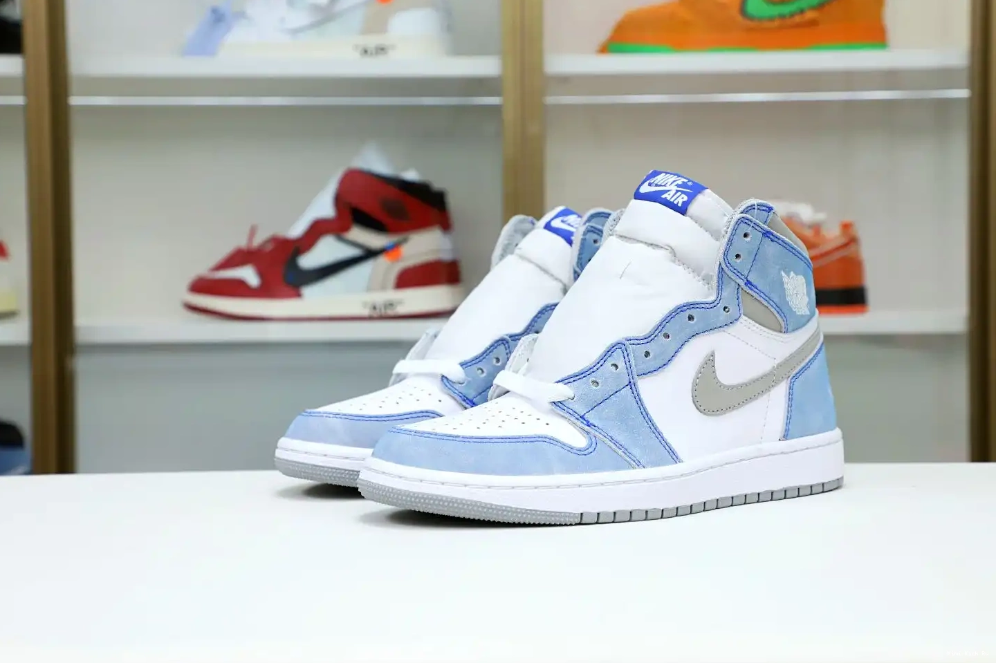 1 HIGH JORDAN 'HYPER Kimikick ROYAL' OG RETRO AIR 0802